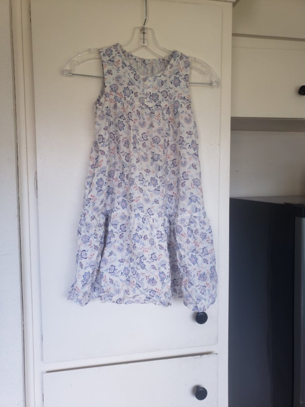 Uni Glo Cream Dress with Flowers Size 130